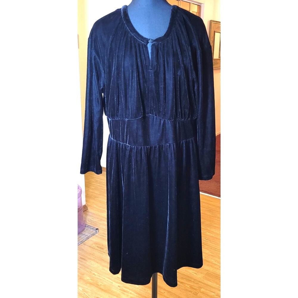 Terra & Sky Women's Dress 1X 16W-18W Black Velvet Witchy Gothic Pullover Boho